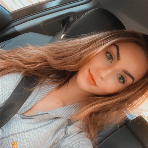 Meet your Posher, Kiska - Picture 1 of 7